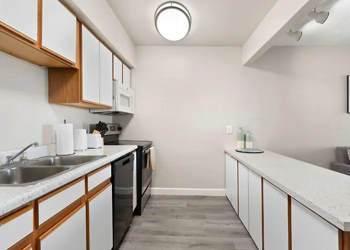 Apartment 2br Charming Mesa Sleeps 4 Near Downtown Tempe